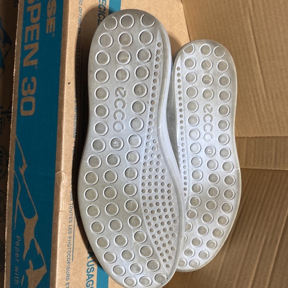 Size 41 Ecco - Picture 5 of 5